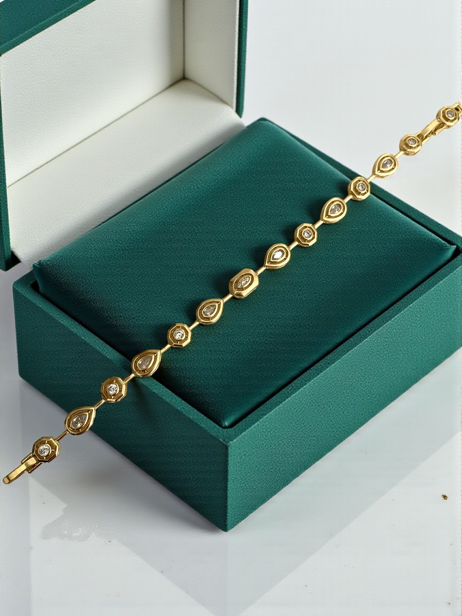 14K Damla model bileklik