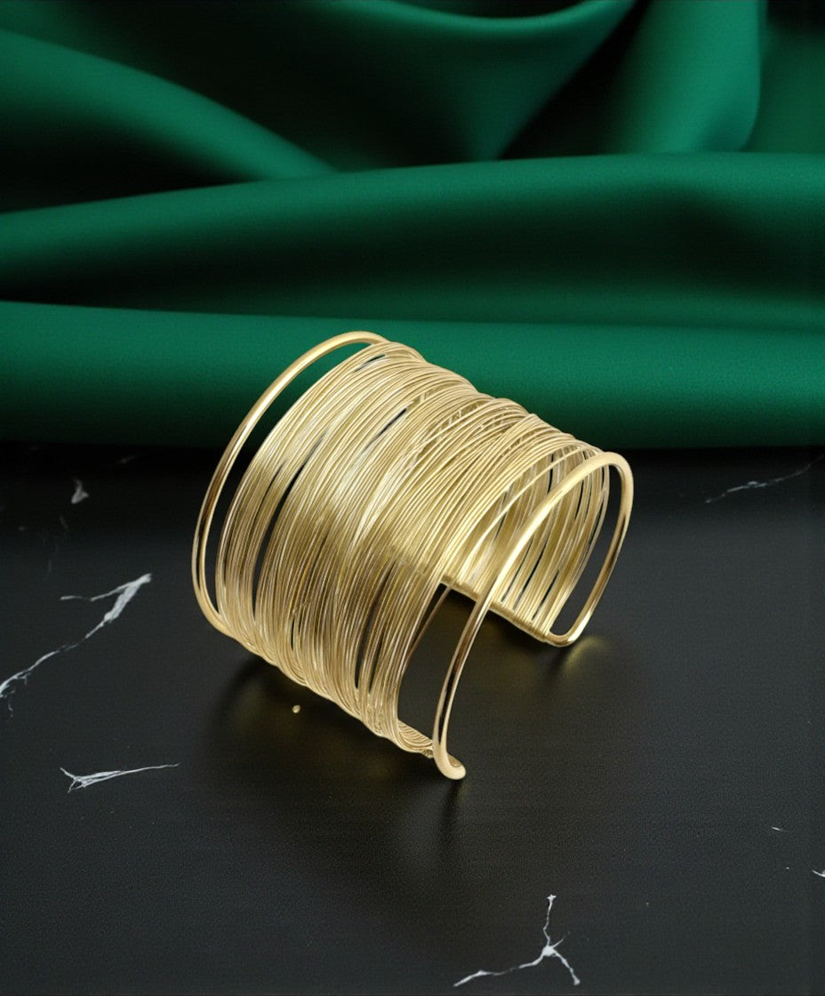 Gold sıralı kelepçe